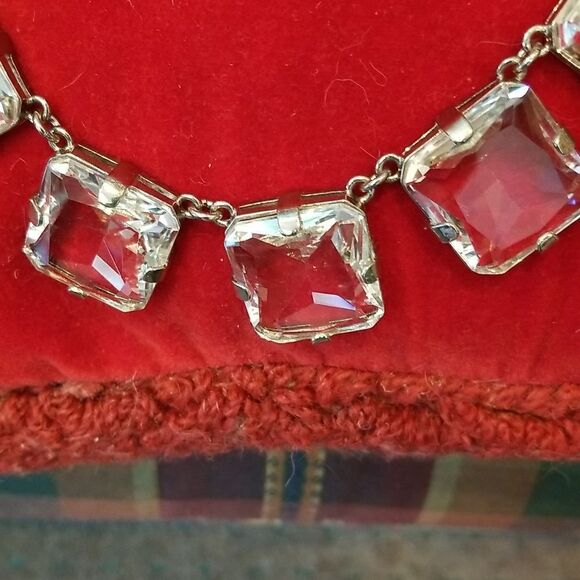 Ann Taylor necklace!!!NWOT!!! - Picture 4 of 4